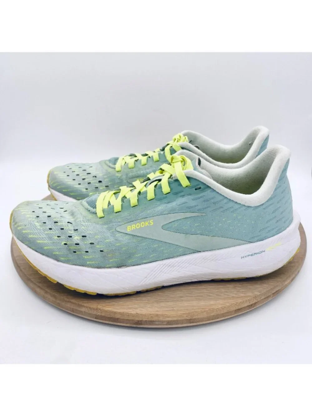Brooks Hyperion Running Shoes Womens 8.5 Green Mesh Trail Trainers Sneakers Gym